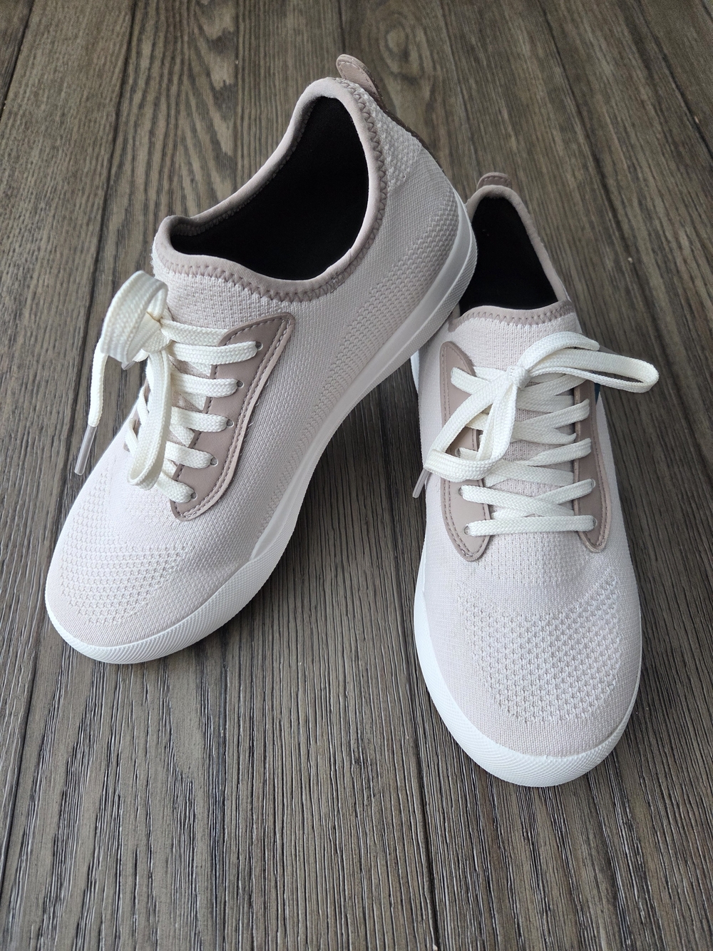 Vessi Women's Weekend Waterproof Sneakers - Excellent Condition (No Insoles)